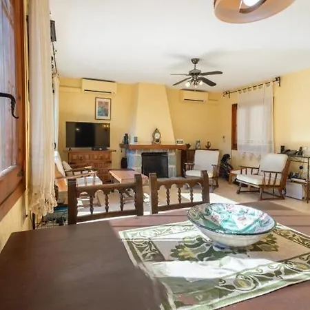 Villa Cozy Rustic Spanish House *