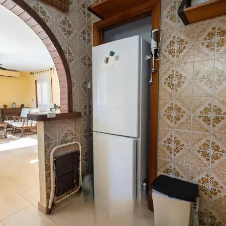 Villa Cozy Rustic Spanish House