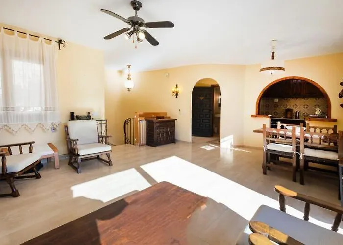 别墅 Cozy Rustic Spanish House *