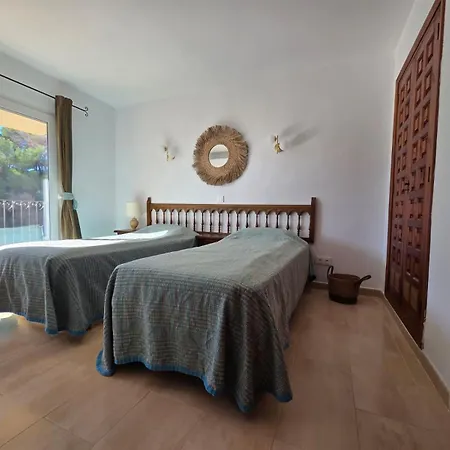 Villa Cozy Rustic Spanish House *