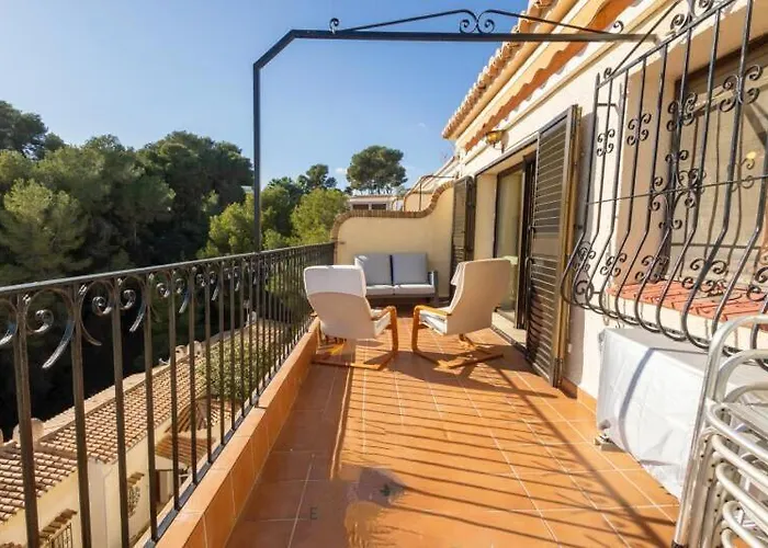Villa Cozy Rustic Spanish House *